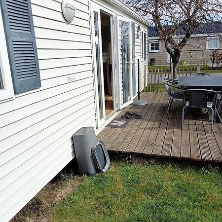 Stacaravan Bredene Met Tuin Nr 2126 المظهر الخارجي الصورة